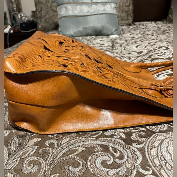 Patricia Nash tote - Picture 5 of 7